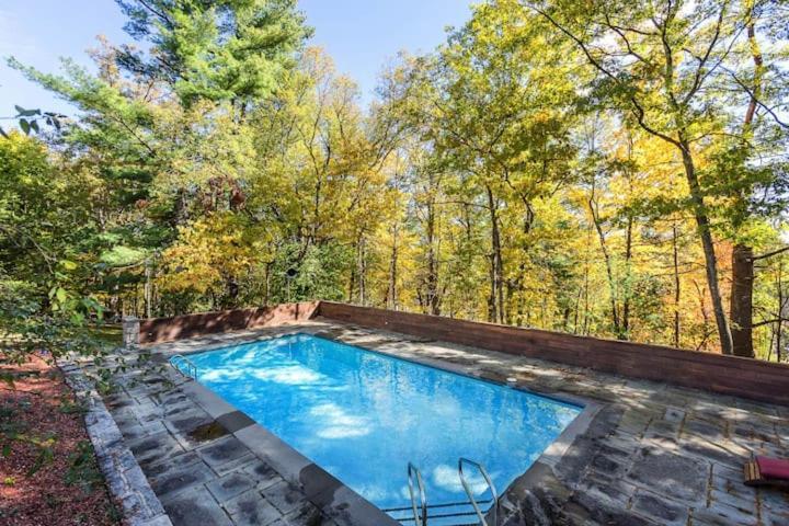 Peaceful Getaway Cottage On Grounds Of Historic Mid-Century Gem Northborough Exterior foto